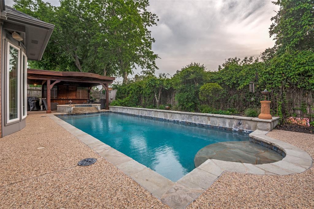 VILLAGE OF WALNUT CREEK - Residential