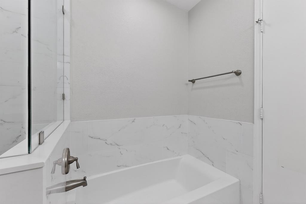 Huntington Village Add - Residential