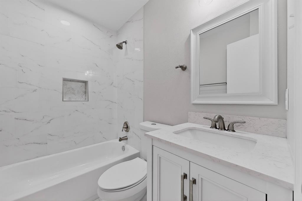 Huntington Village Add - Residential