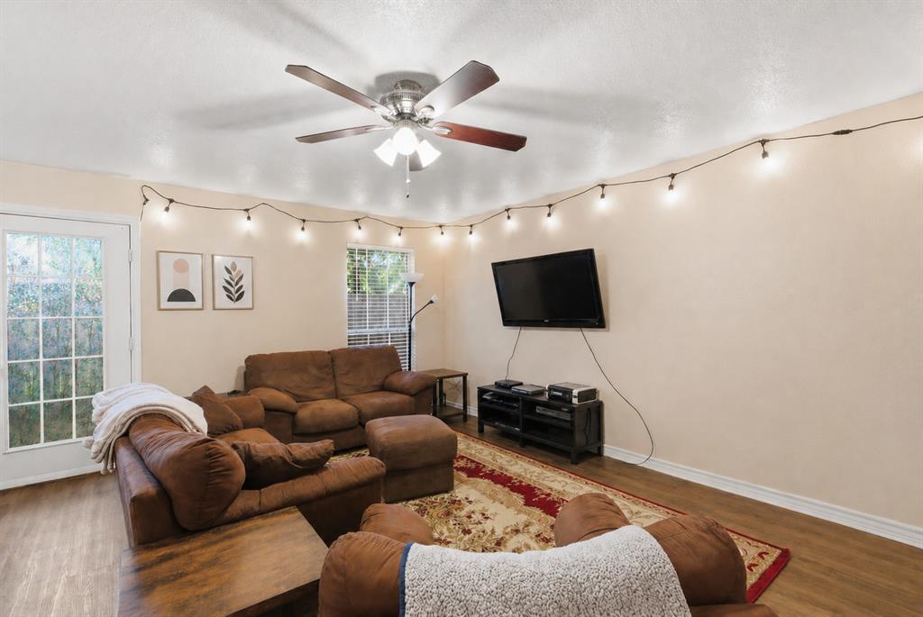 One Garden Place - Residential Income