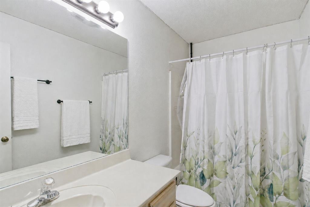 One Garden Place - Residential Income
