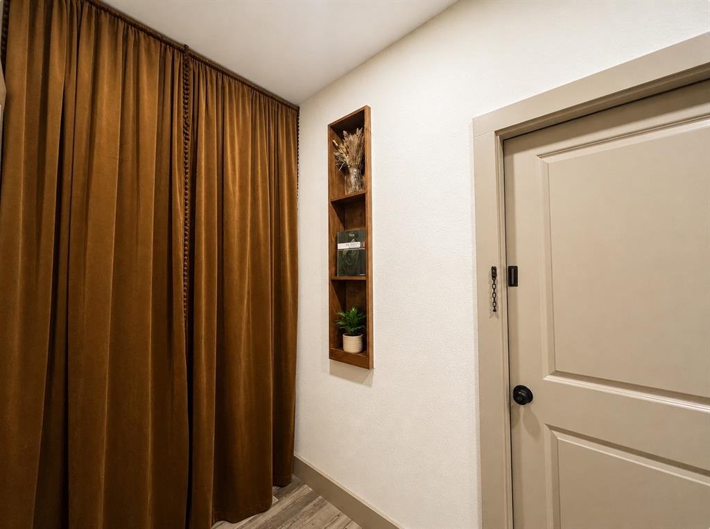 Alameda Heights - Residential