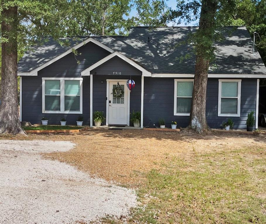 Motivated seller! Bring us any offer on this charming 3-bedroom, 1.5-bath home just minutes from Cedar Creek Lake. This home features an open-concept layout that creates a bright and inviting space, perfect for everyday living and entertaining. The living area flows seamlessly into the kitchen and dining space, giving the home a comfortable and modern feel. With plenty of natural light and a functional floor plan, this home offers both convenience and charm.
Enjoy the added benefits of the POA amenities, including access to a private boat ramp, park, basketball court, brand new community pool, and coming soon a splash pad. With easy access to boating, fishing, and peaceful lake days, you can truly enjoy the lifestyle that comes with living near the water.
Whether you’re looking for a full-time residence, weekend getaway, or investment opportunity, this home offers comfort, convenience, and a taste of lake life.