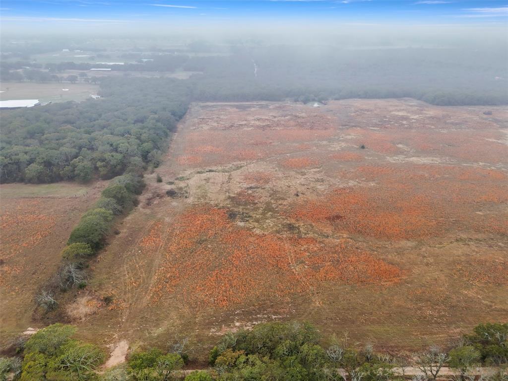 A0746 - Land