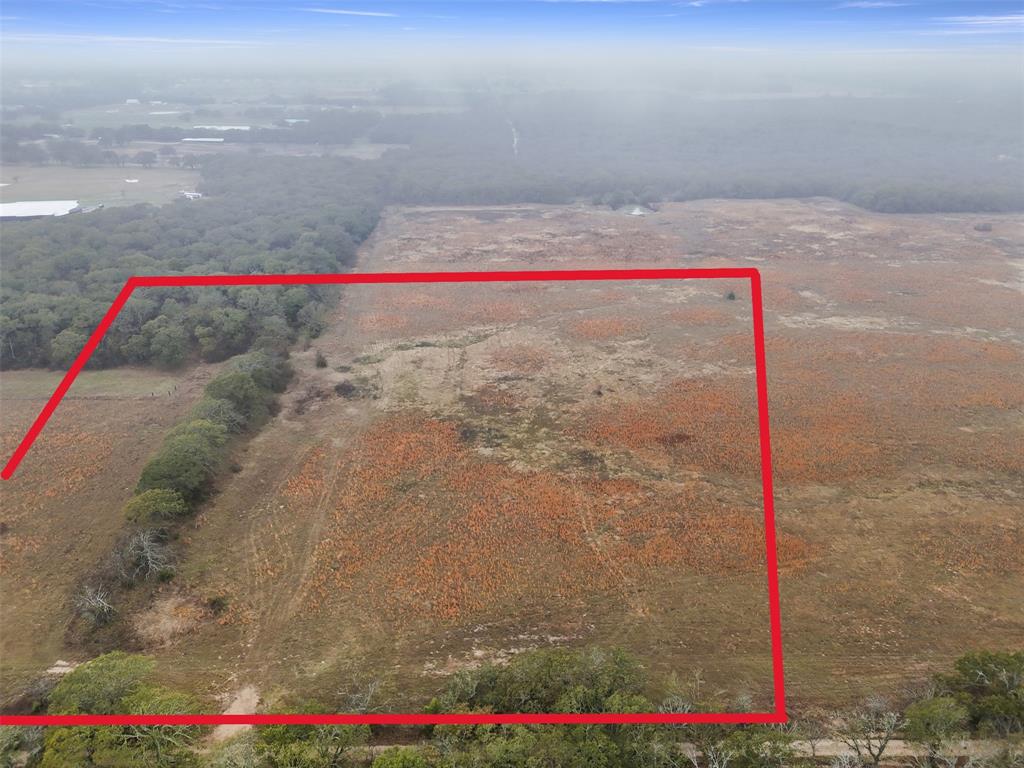 A0746 - Land