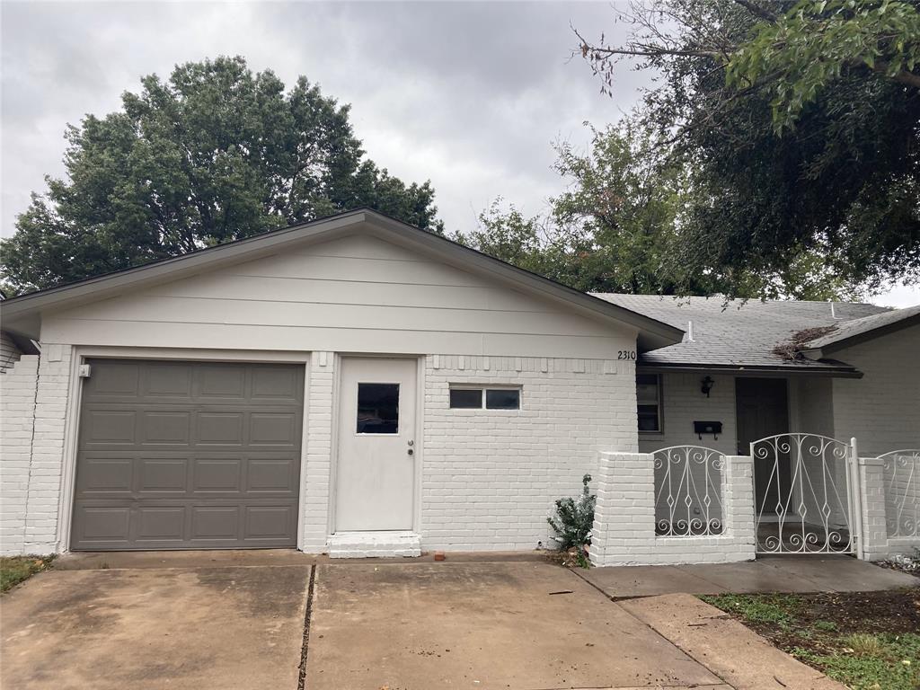GREAT AREA! CLOSE TO COOPER HIGH SCHOOL. SPLIT BEDROOM DESIGN HOME WITH LARGE KITCHEN , CARPET JUST INSTALLED JULY 2023, NICE TILE FLOORING.  REFRIGERATOR REMAINS PRICED TO SELL! BRING YOUR TOUCHUPS!