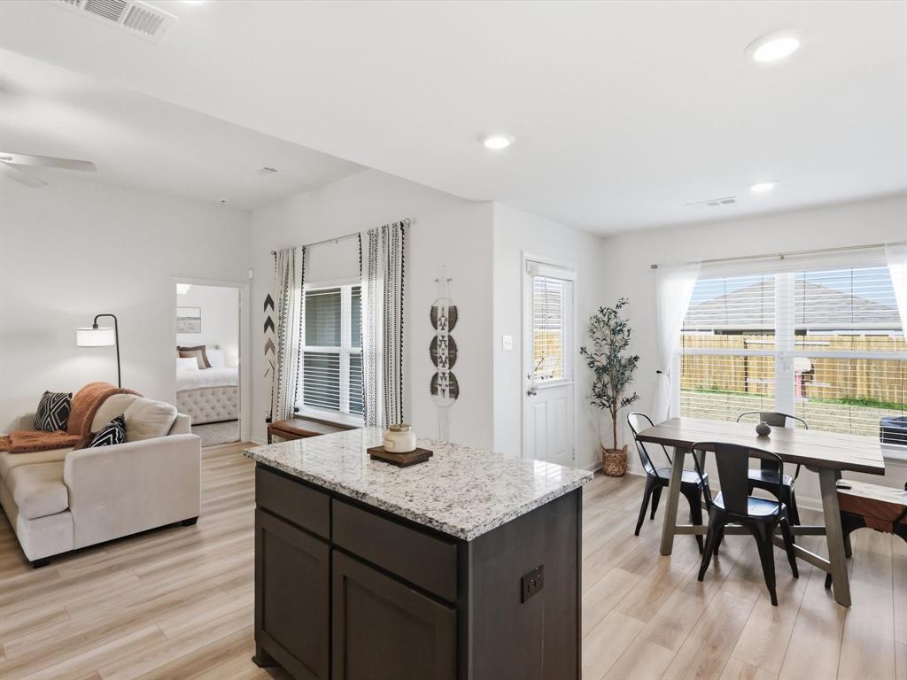 Vista West II - Residential