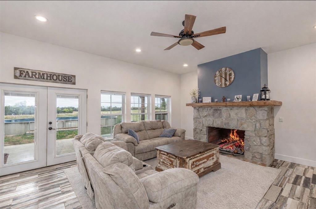 Snooks Corner - Residential