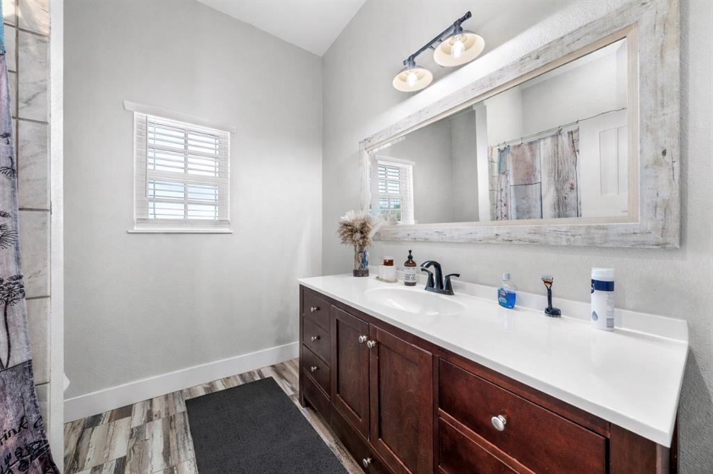 Snooks Corner - Residential