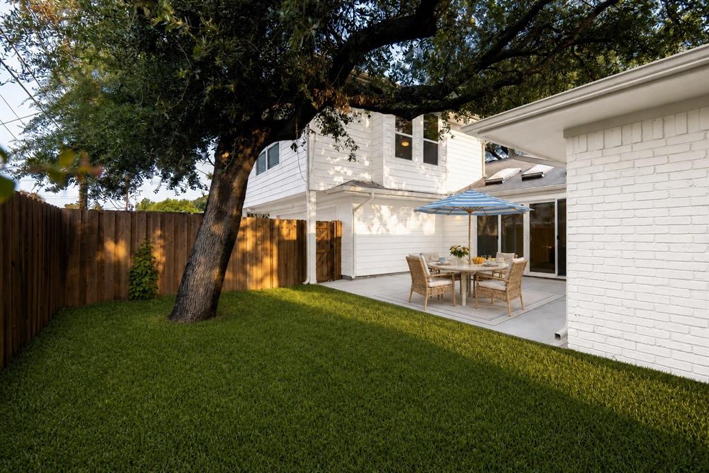 Lovers Lane East - Residential