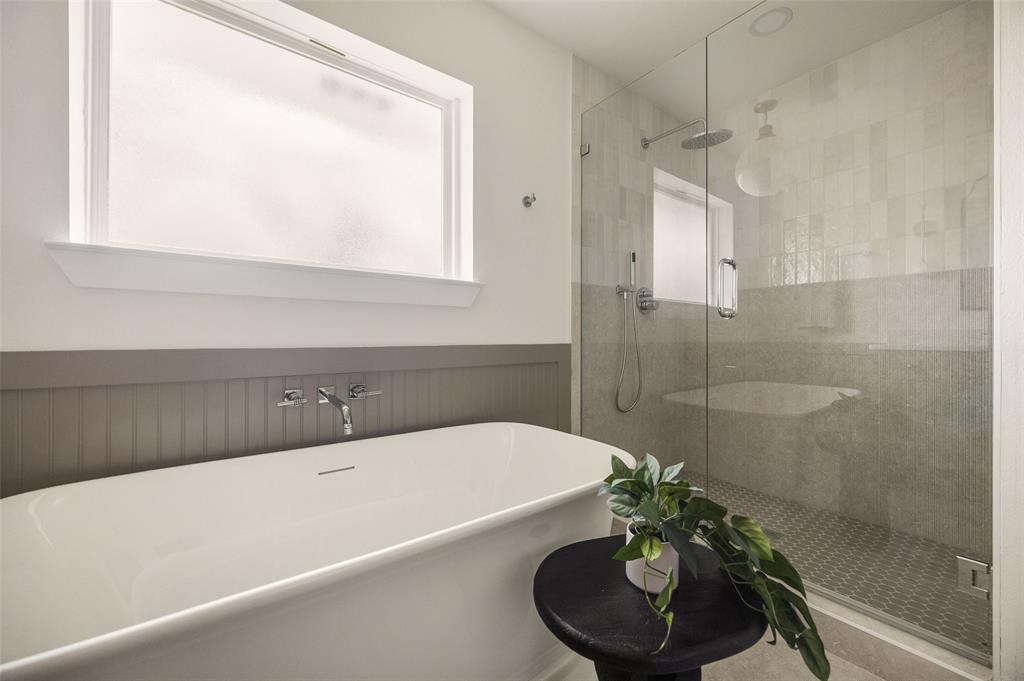 Lovers Lane East - Residential