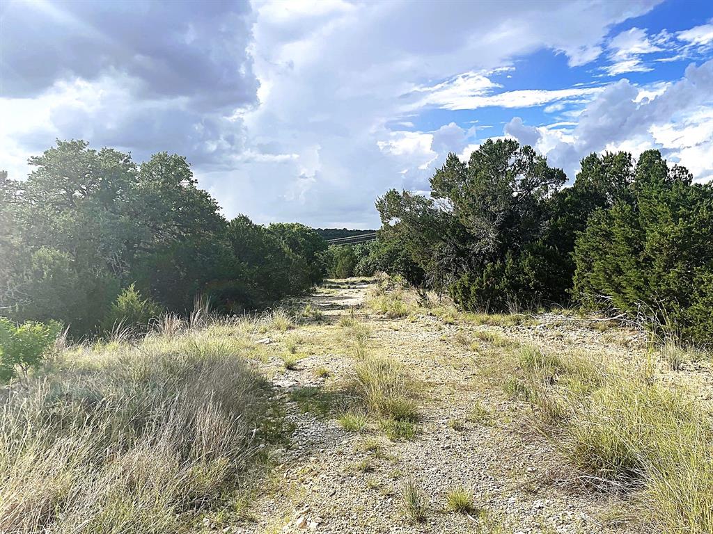 Rio Escondido - Land