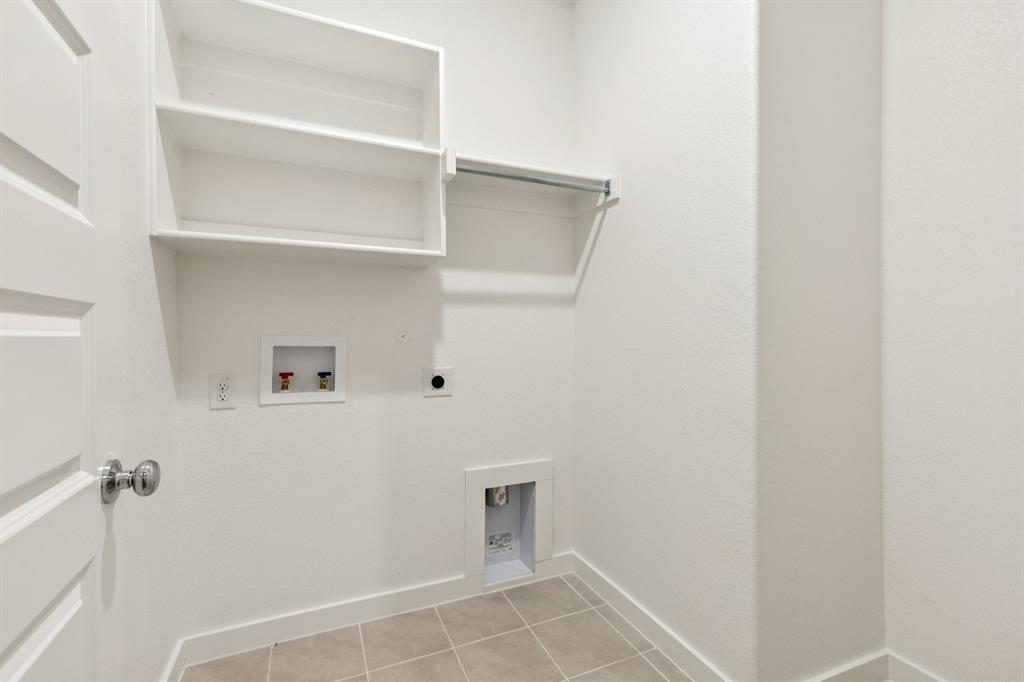 Elevon - Residential