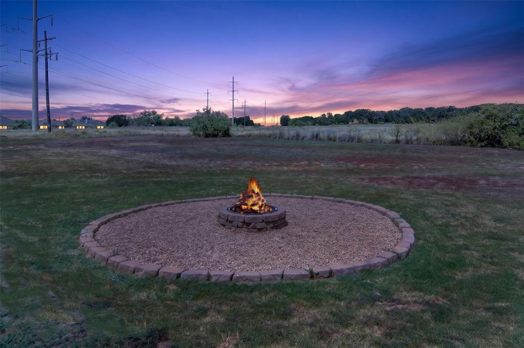 Treaty Oaks - Residential