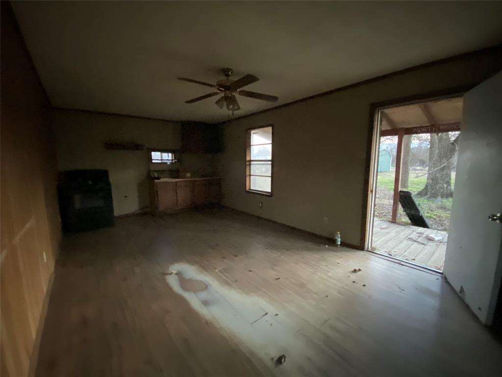T J Shaw Surv Abs #759 - Residential