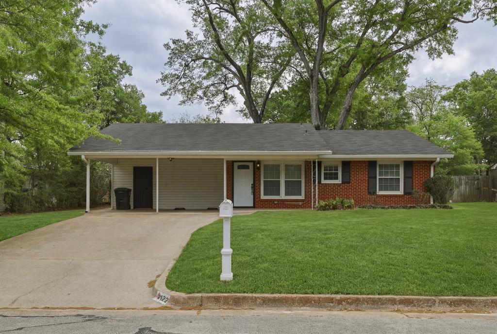 ROLLING HILLS - Residential