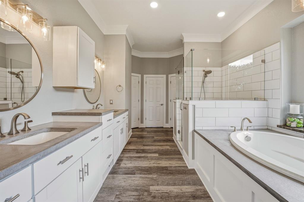 The Oaks At Fall Creek Country Estates Ph Three - Residential