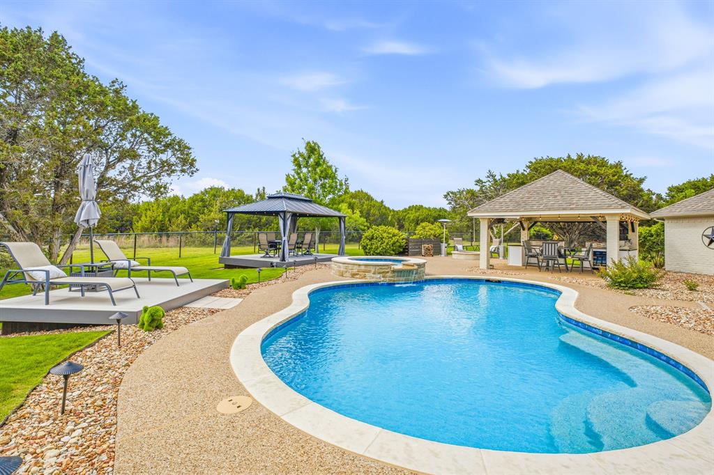 The Oaks At Fall Creek Country Estates Ph Three - Residential