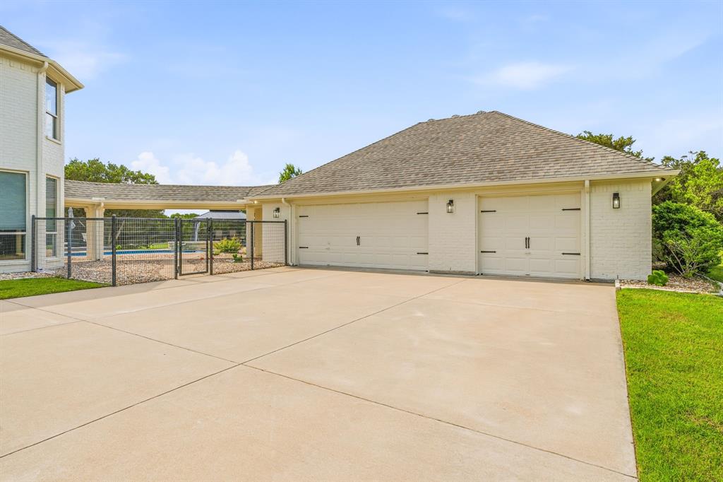 The Oaks At Fall Creek Country Estates Ph Three - Residential