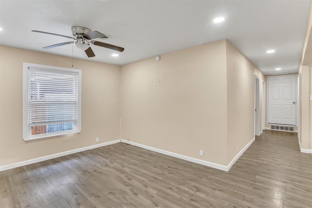 HILLCREST PARK - Residential