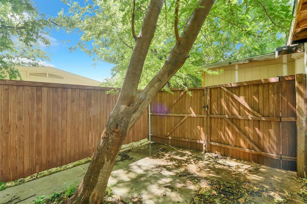 HILLCREST PARK - Residential