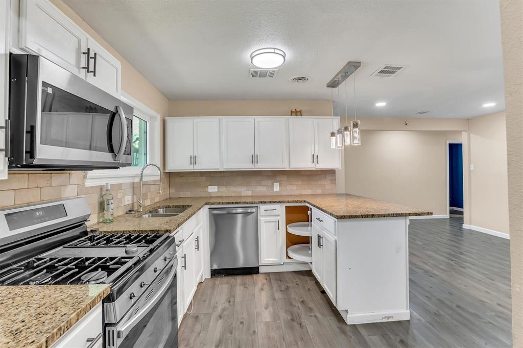 HILLCREST PARK - Residential