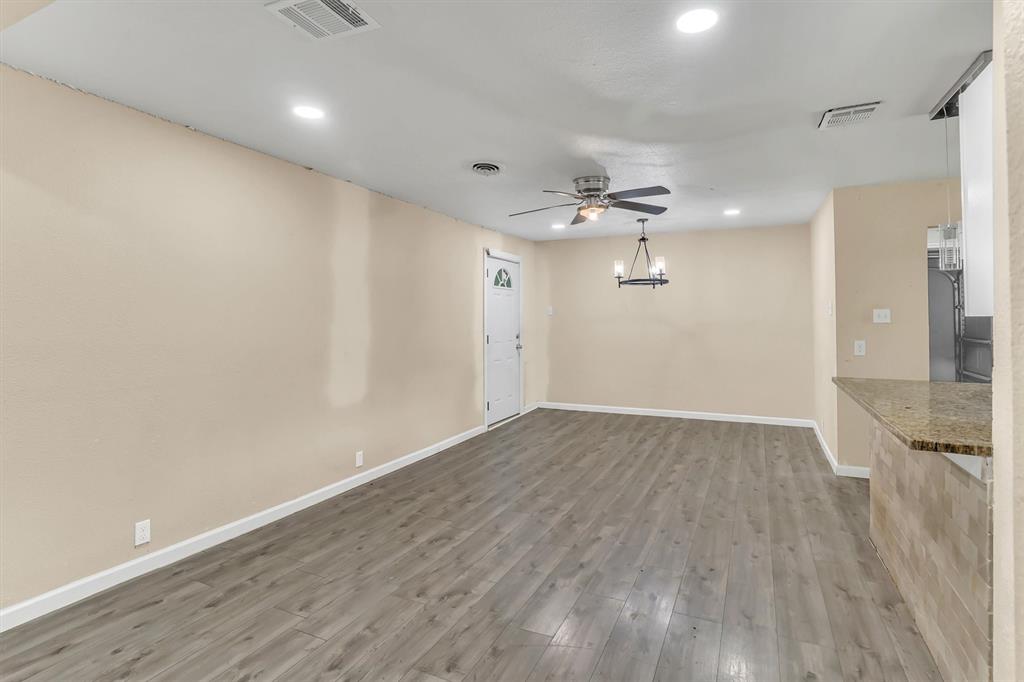 HILLCREST PARK - Residential
