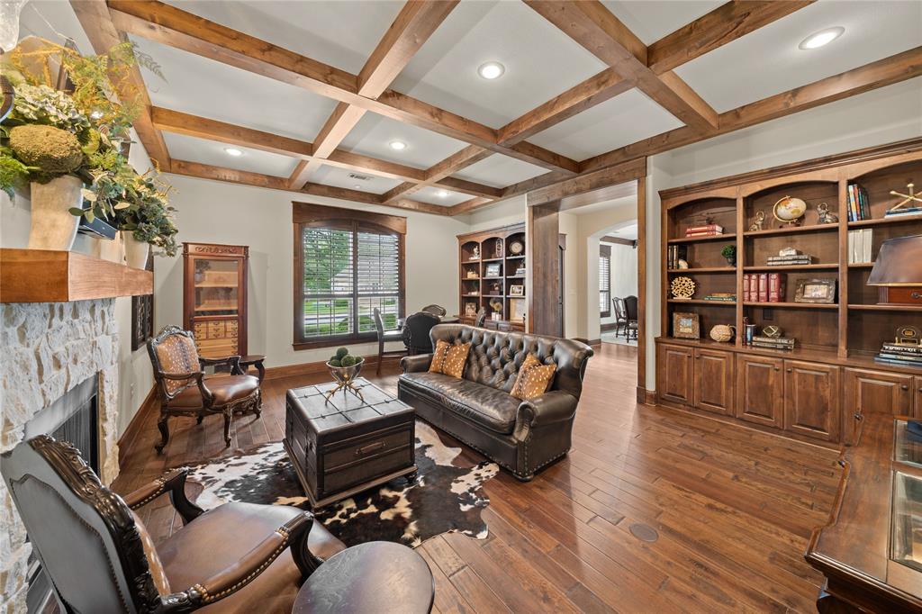 Waters Edge Oak Hollow - Residential