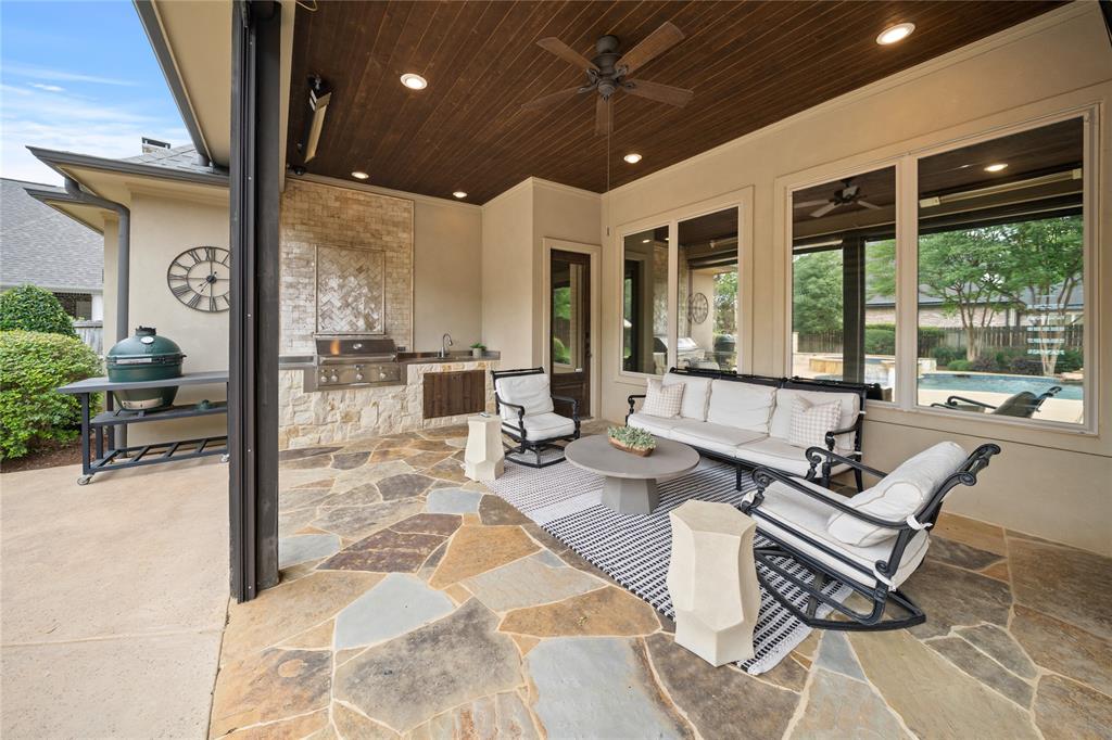 Waters Edge Oak Hollow - Residential