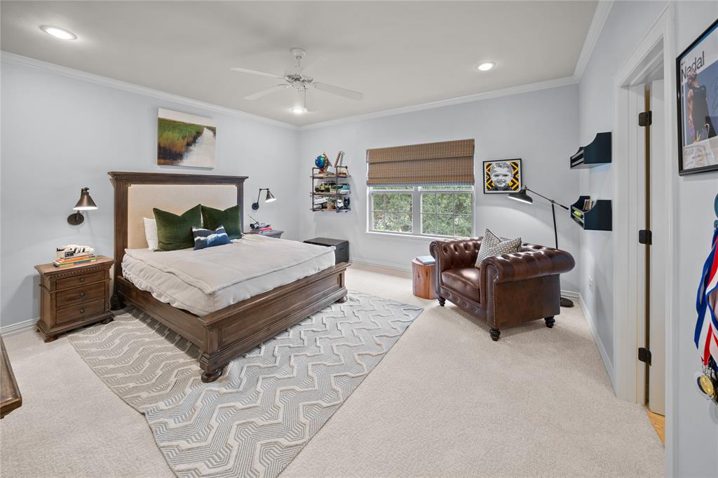 Waters Edge Oak Hollow - Residential