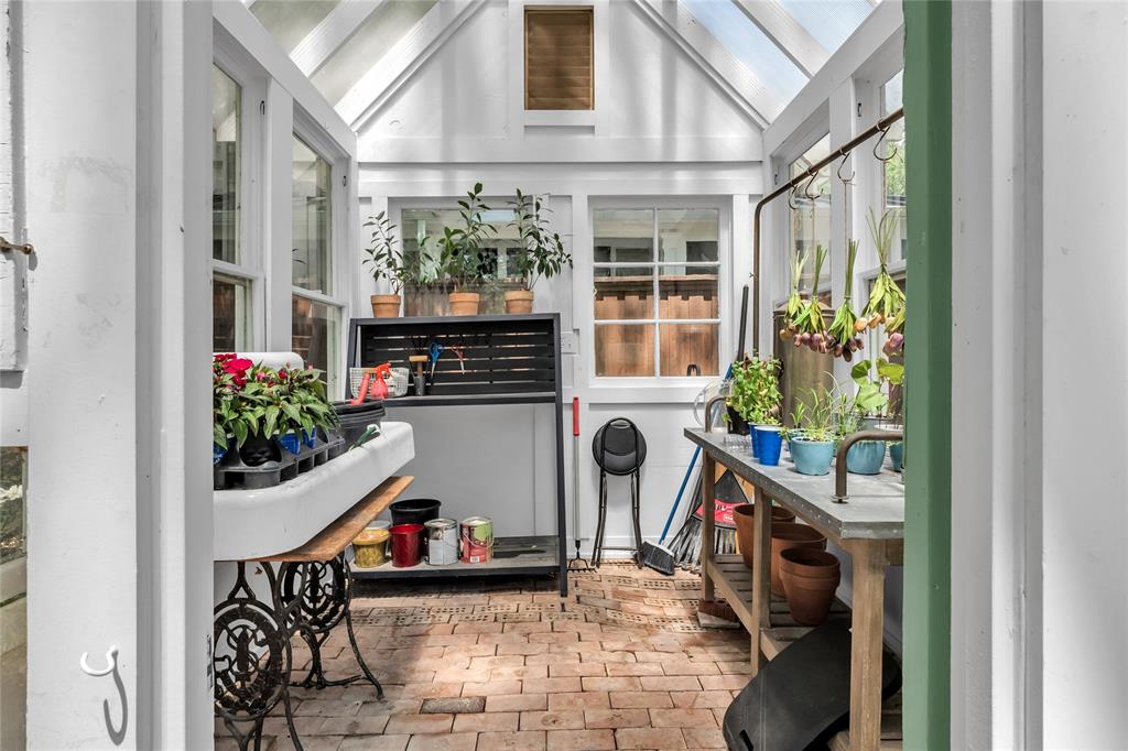 Mckinney Outlots - Residential