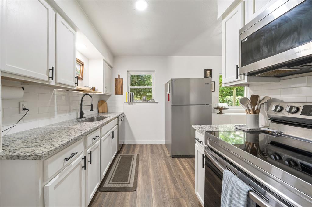 Meadows First Sec - Residential