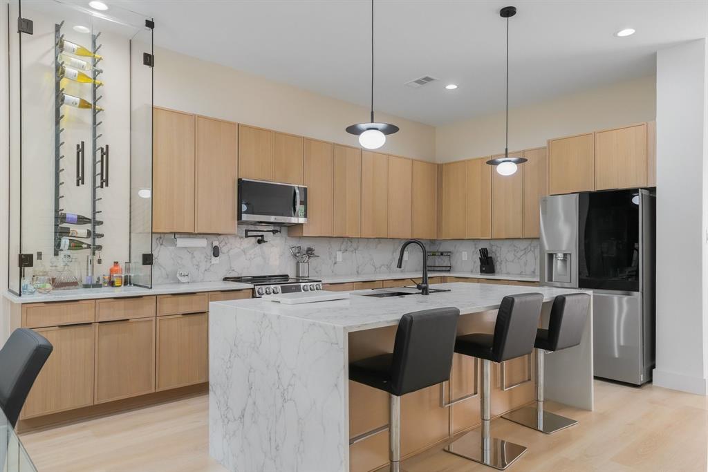COLLEGE PARK (RIGGINS) - Residential
