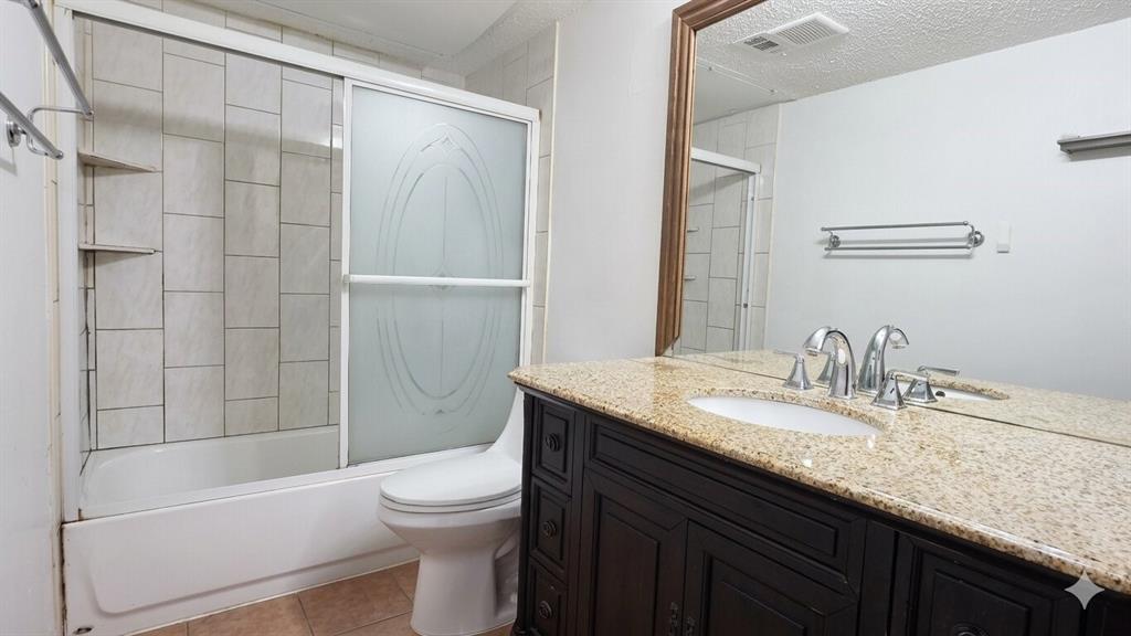 Springtree Crossing Condos - Residential
