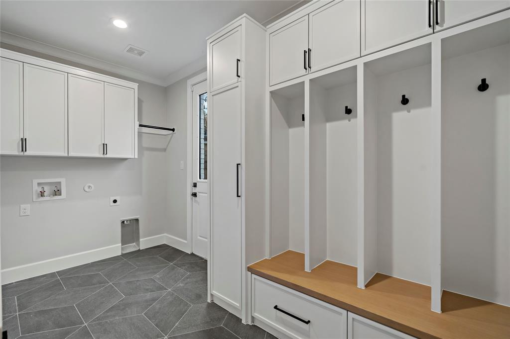 Williams-Caruth Terrace - Residential