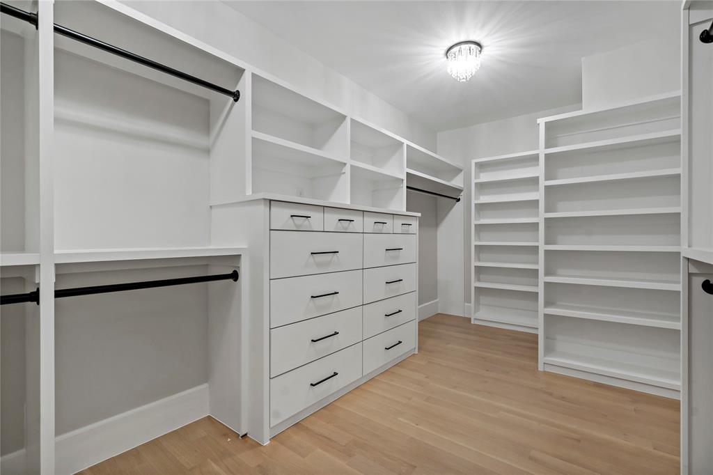 Williams-Caruth Terrace - Residential
