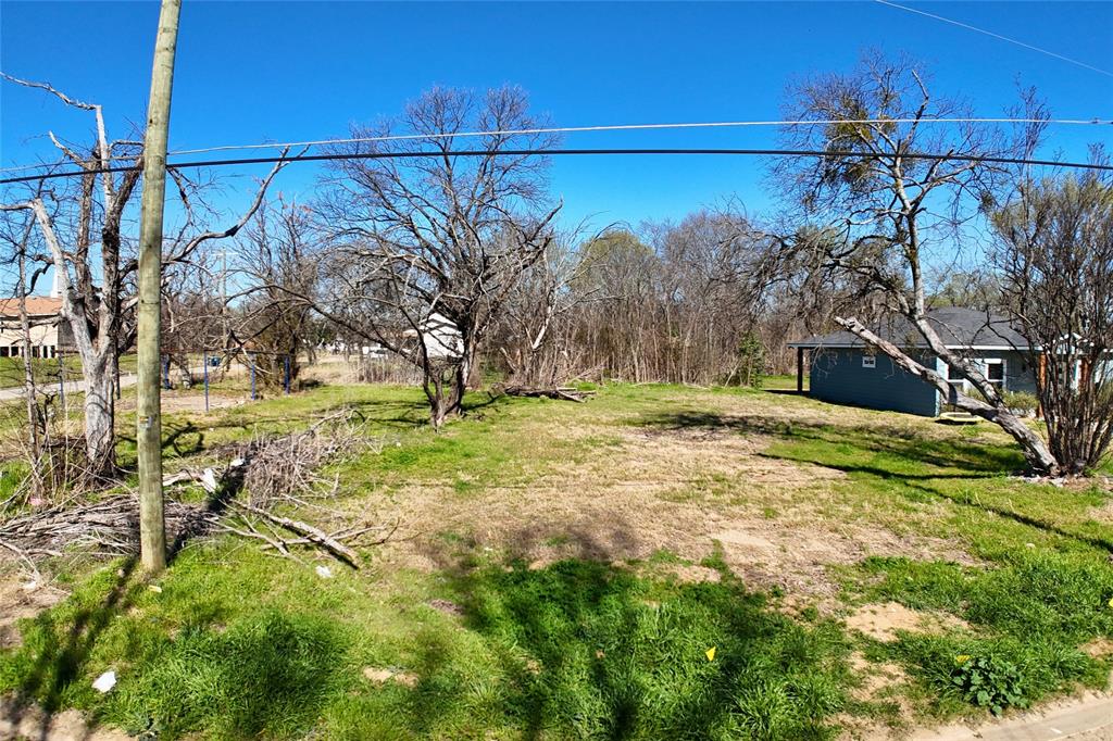 Corsicana - Land