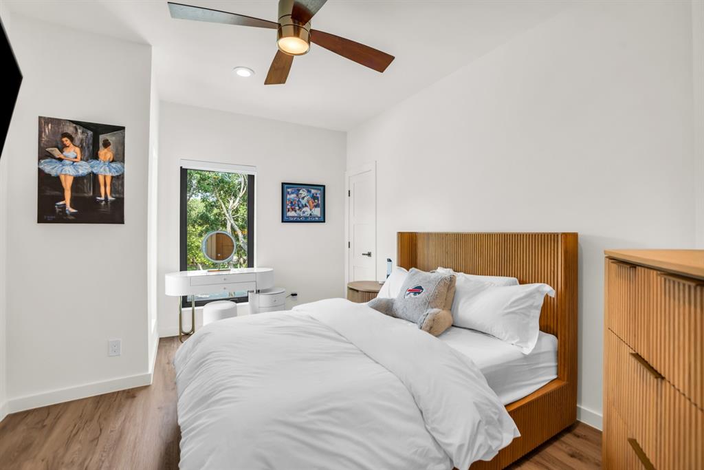 Labrador Bay Estate - Residential