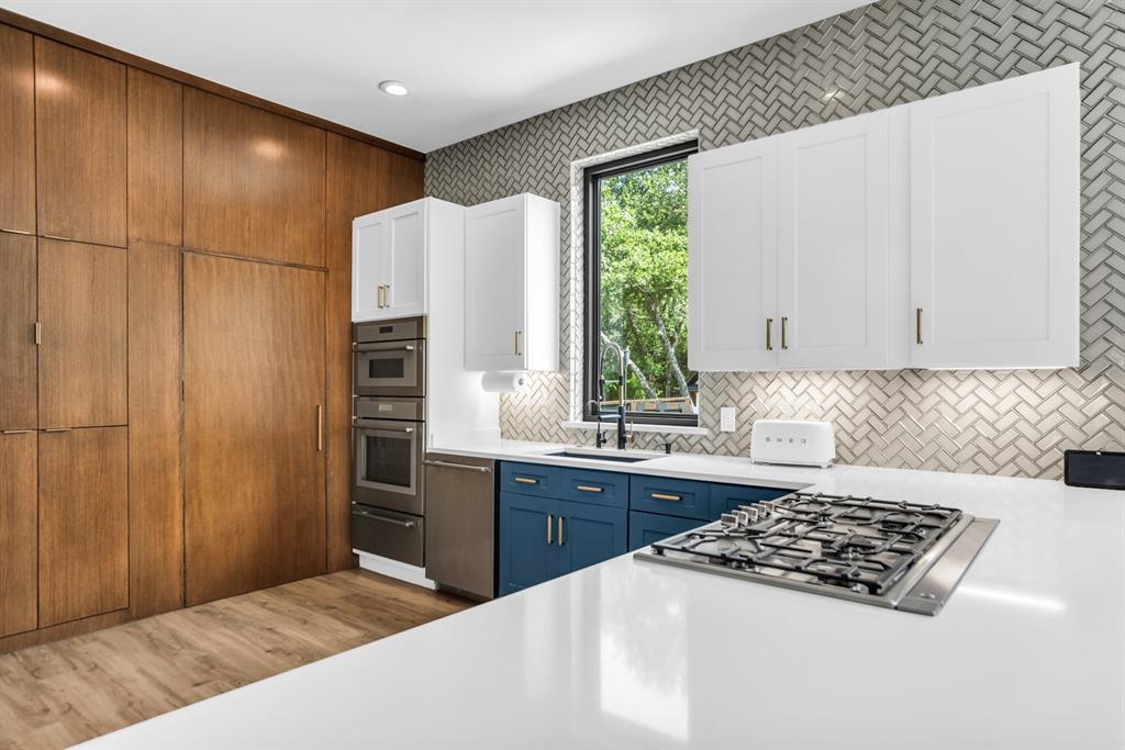 Labrador Bay Estate - Residential