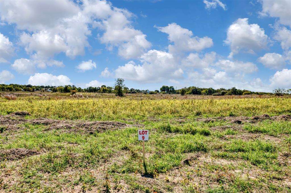 Coyote Meadow - Land