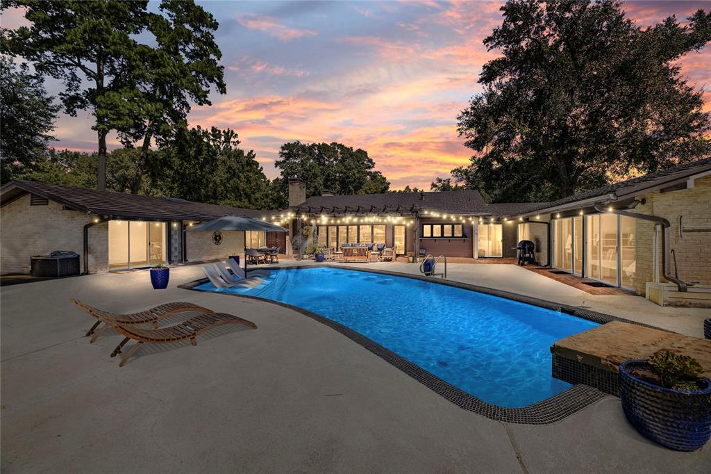 Huntington Park - Residential