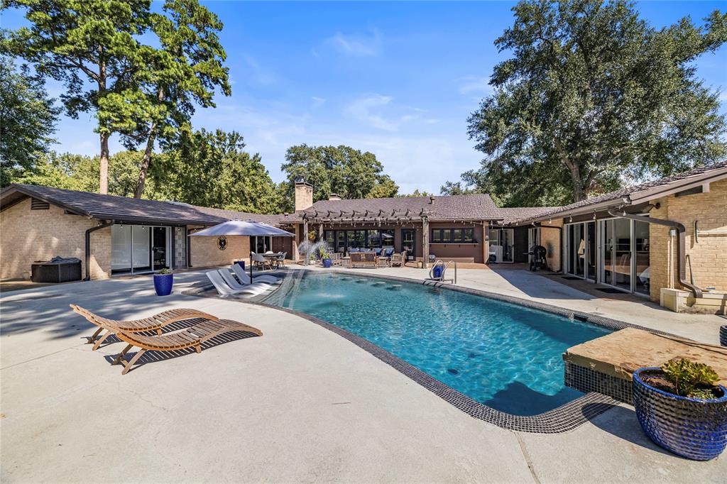Huntington Park - Residential