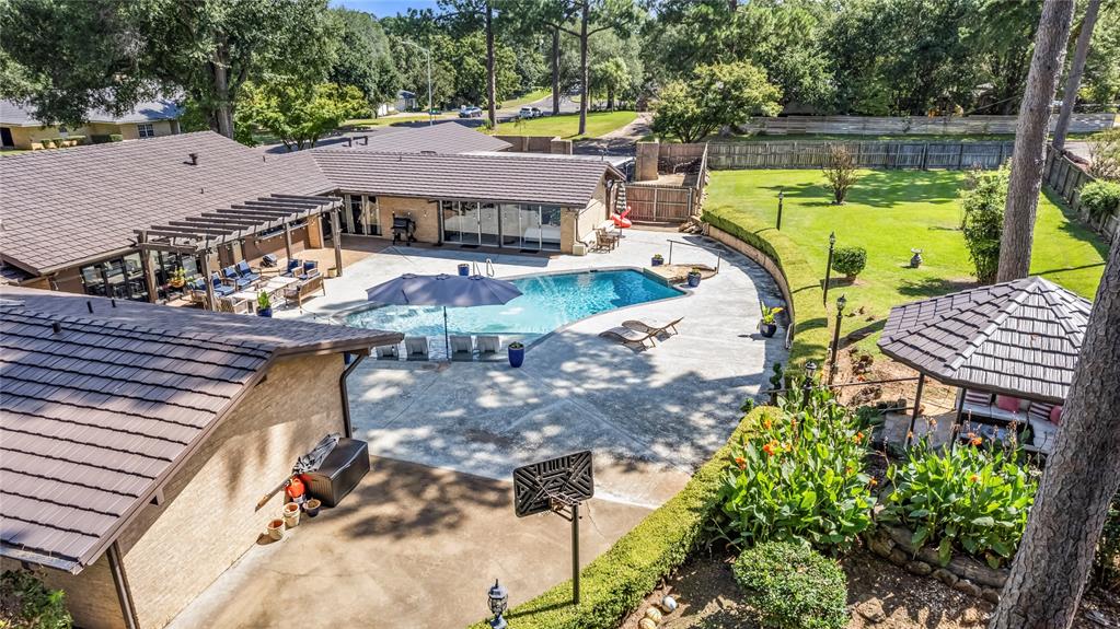 Huntington Park - Residential