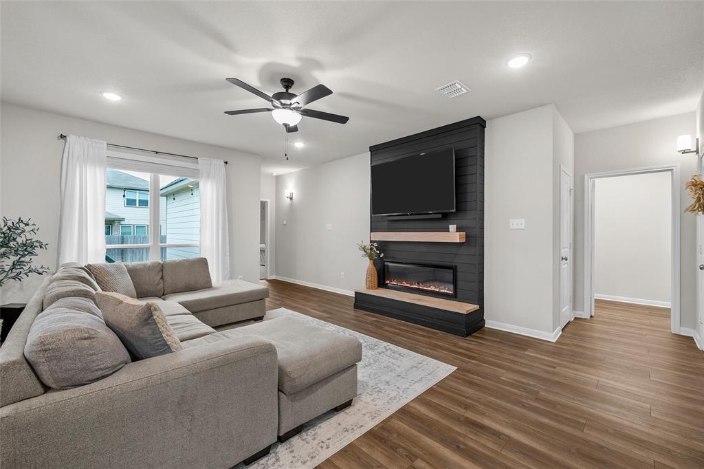 PARK MEADOWS SOUTH PH 1 - Residential