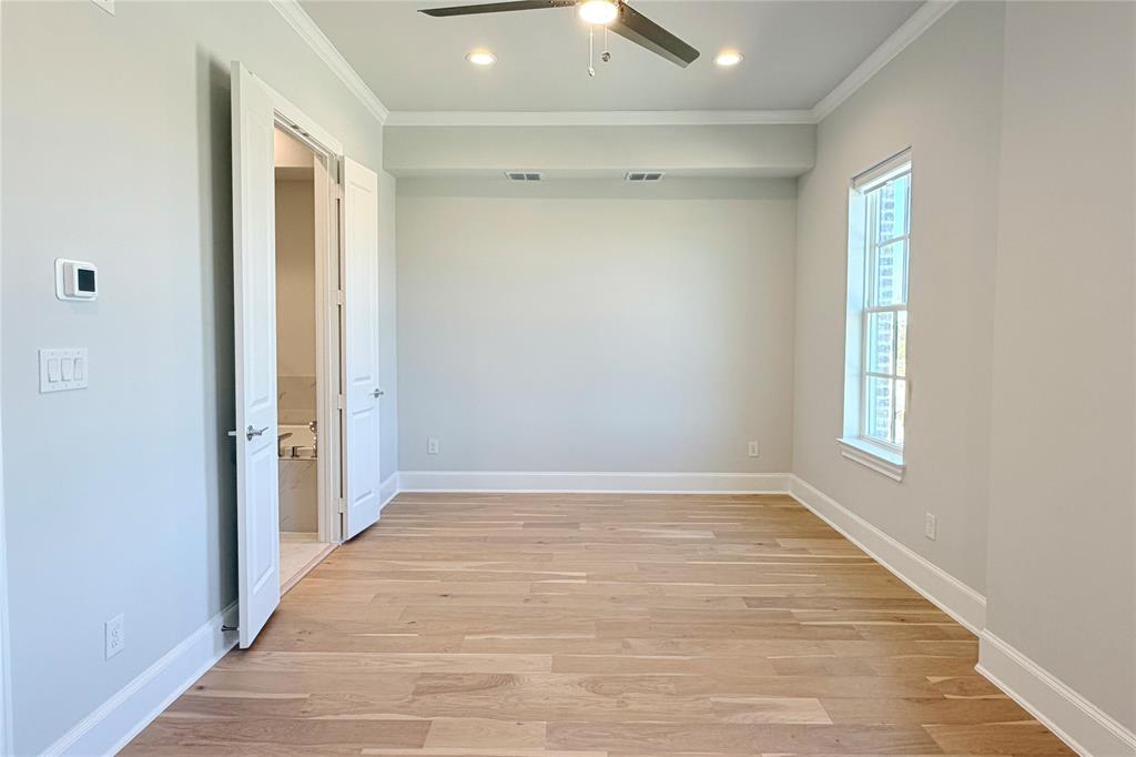 InTown at Las Colinas Station - Residential