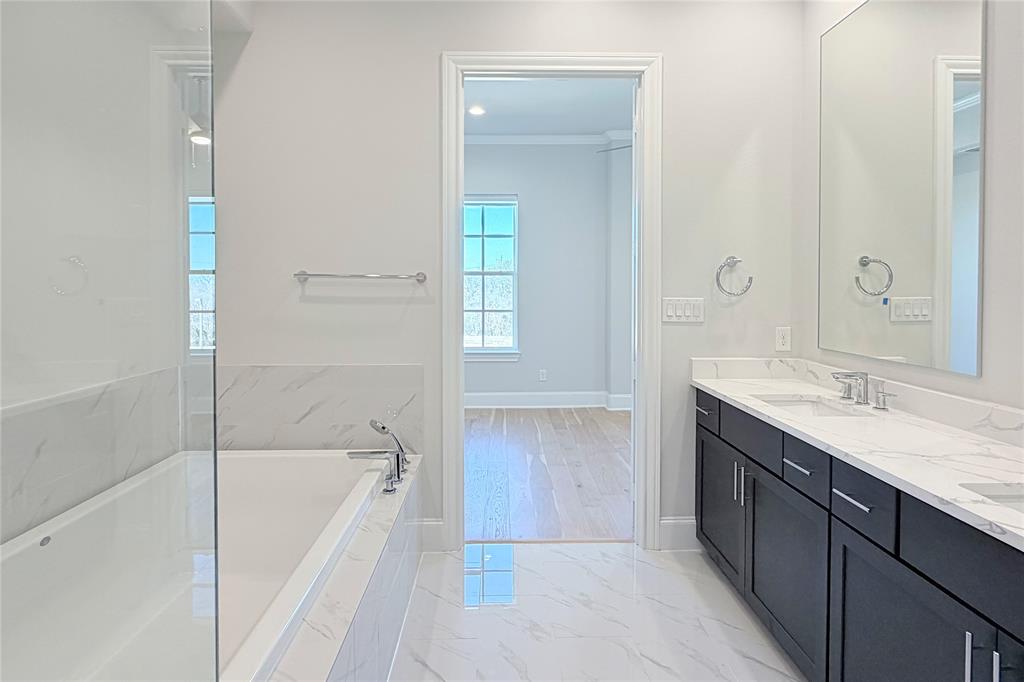 InTown at Las Colinas Station - Residential