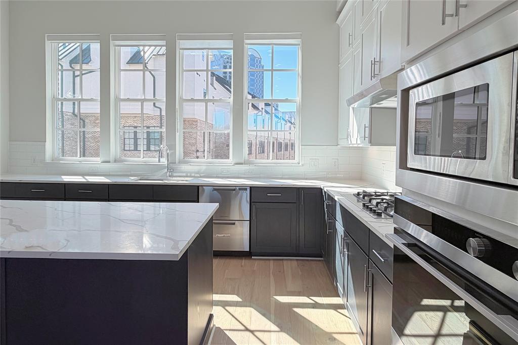InTown at Las Colinas Station - Residential
