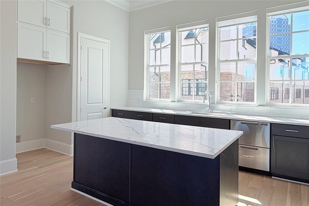 InTown at Las Colinas Station - Residential