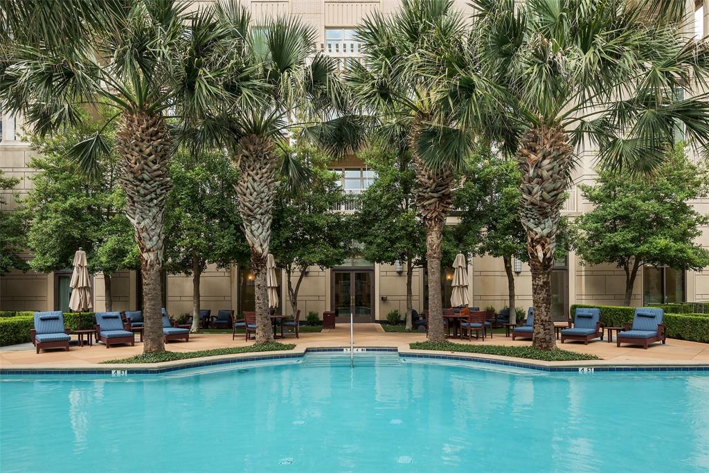 Tower & Regency Row Residence - Residential