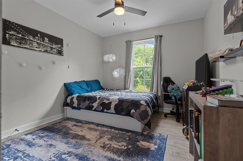RIVERSIDE U-2 - Residential